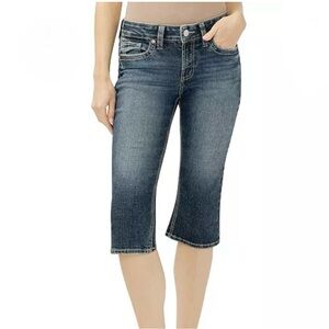 Silver Jeans Co. Twisted Capri Jeans Size 20